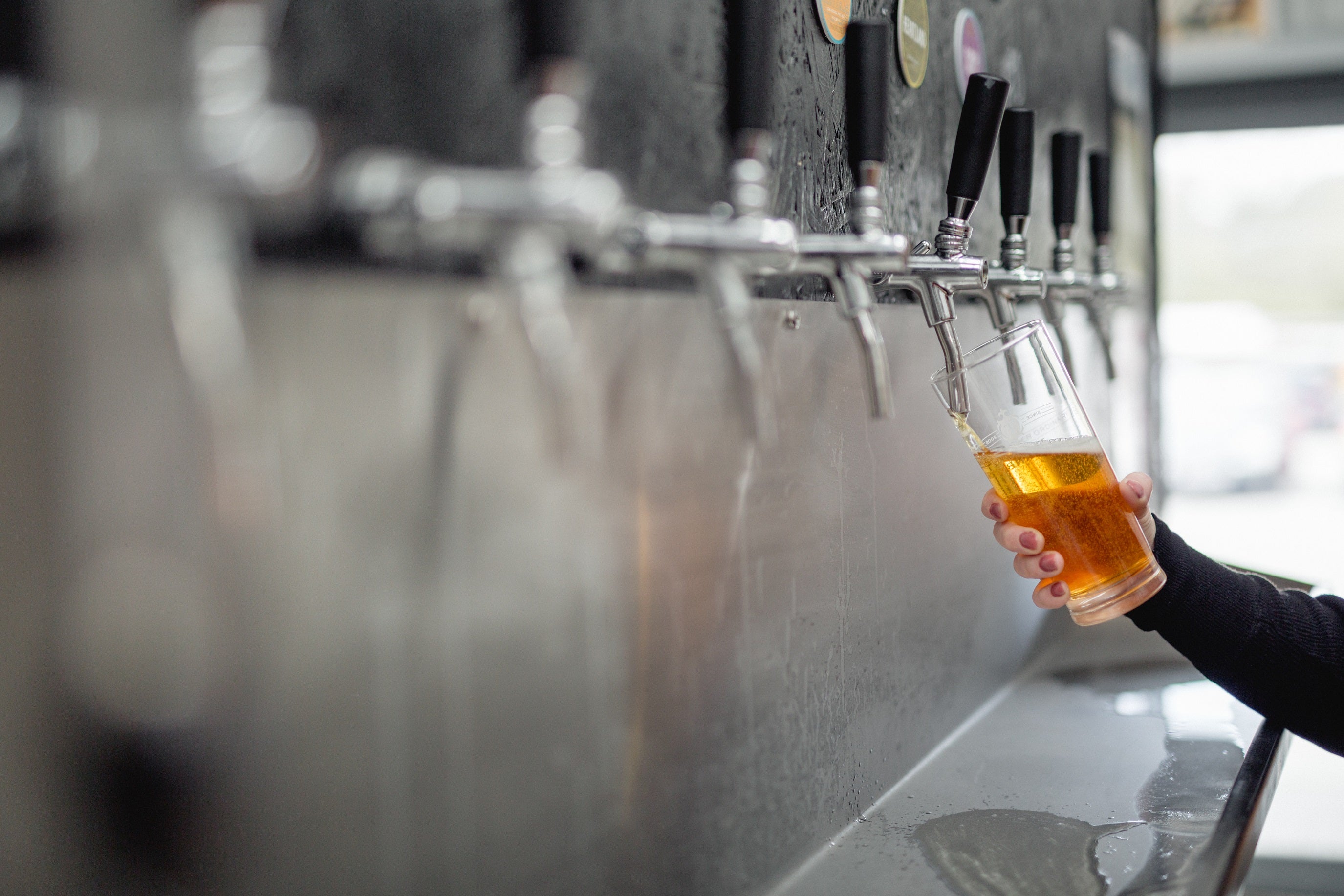 Image of Keg Pint pouring from Thornbridge Brewery Taproom